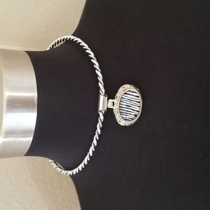 Vintage Best Twist Oval Zebra Gold Silver Black Necklace Choker